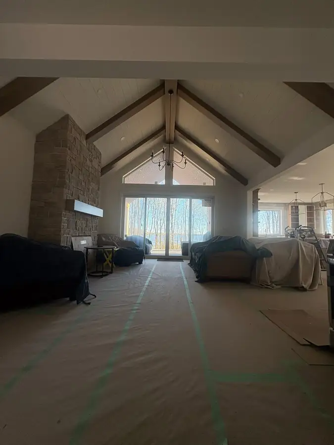 Vaulted great room